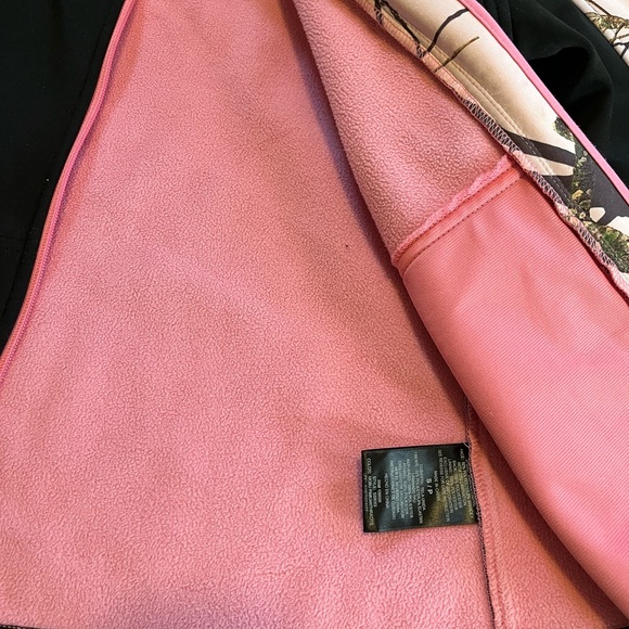 Habit Soft Shell Jacket - Picture 4 of 4